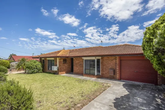 3 Tallerack Way, Forrestfield, WA 6058