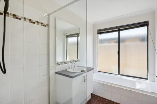 3 The Grandstand, Harrisdale, WA 6112-Image