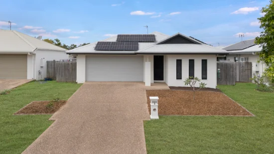 3 Tooma Lane, Kelso, Qld 4815