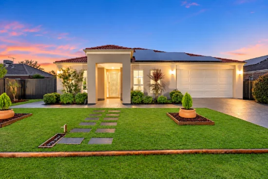 3 Veitch Court, Pakenham, Vic 3810 - For Sale