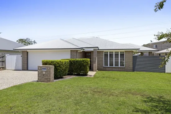 3 Vinnicombe Street, Kearneys Spring, Qld 4350