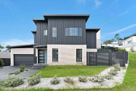 3 Whistlers Run, Albion Park, NSW 2527 - For Rent