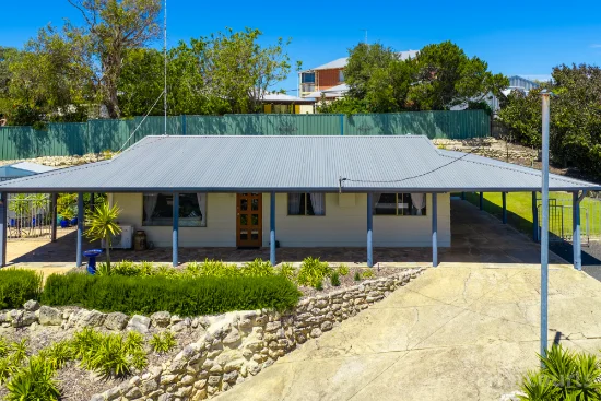 3 Yalgorup Court, Preston Beach, WA 6215