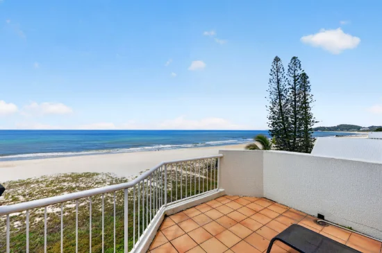 30/2 Seventeenth Avenue, Palm Beach, Qld 4221 - For Sale