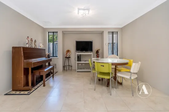 30 Ambleside Way, Canning Vale, WA 6155-Image