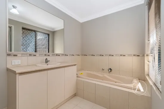 30 Ambleside Way, Canning Vale, WA 6155-Image