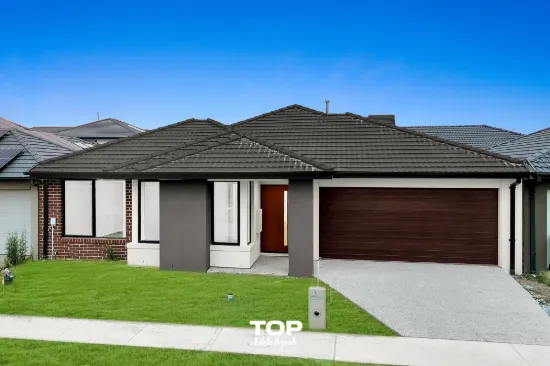 30 Bonza Circuit, Clyde North, Vic 3978