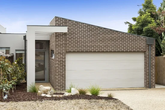 30 Carnoustie Grove, Mornington, Vic 3931