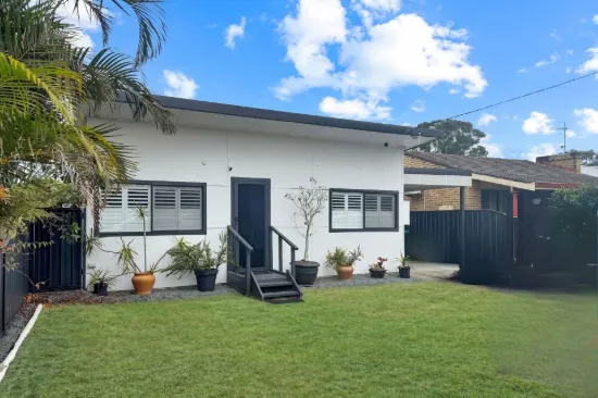 30 Coupland Avenue, Tea Gardens, NSW 2324