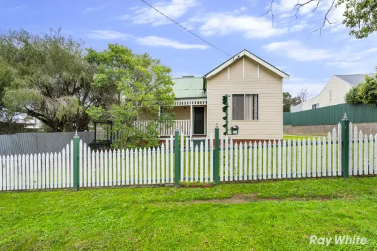 30 Crown Street, Junee, NSW 2663