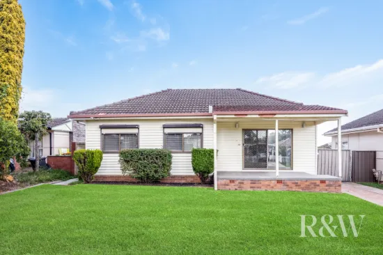 30 DARWIN ROAD, Campbelltown, NSW 2560