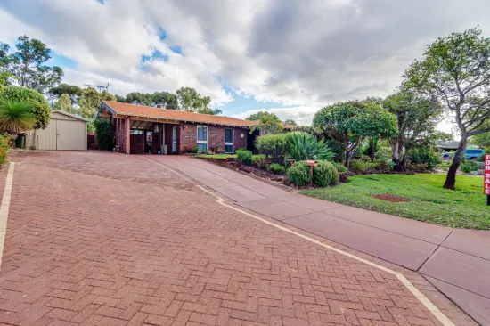 30 Dutton Crescent, Hamersley, WA 6022