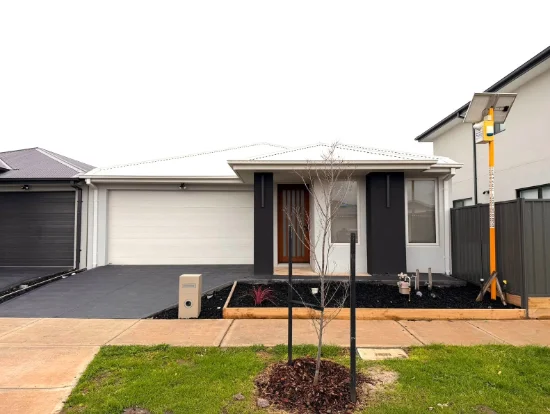 30 Esmeralda Avenue, Tarneit, Vic 3029