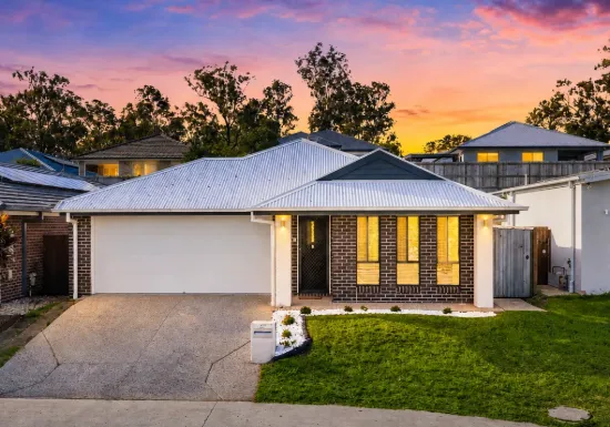 30 EUCALYPTUS CRESCENT, Ripley, Qld 4306