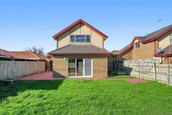 30 Garonne Circuit, Roxburgh Park, Vic 3064