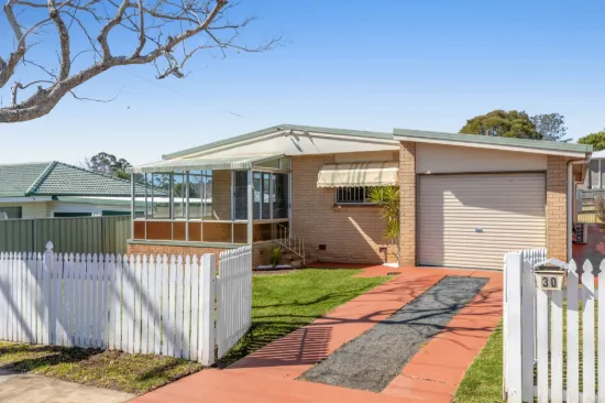 30 Gordon Avenue, Newtown, Qld 4350