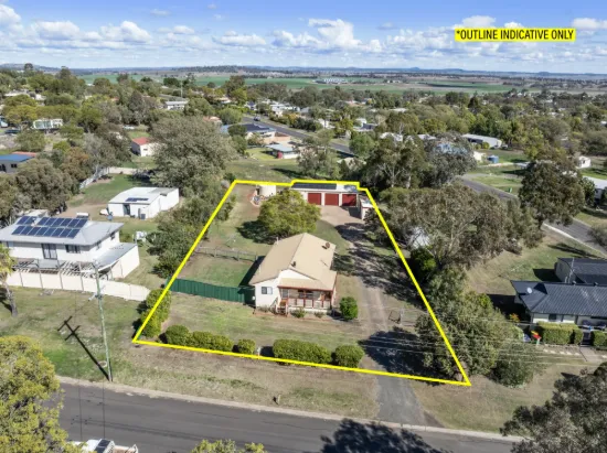 30 Graman Street, Kingsthorpe, Qld 4400