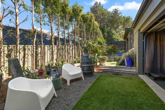 30 Granada Avenue, Macquarie Hills, NSW 2285-Image
