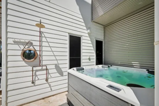 30  Hedges Avenue, Mermaid Beach, Qld 4218-Image