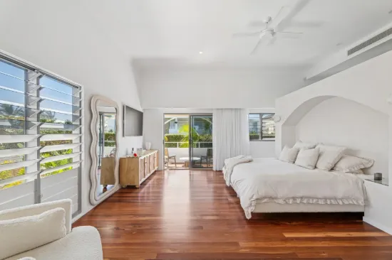 30  Hedges Avenue, Mermaid Beach, Qld 4218-Image