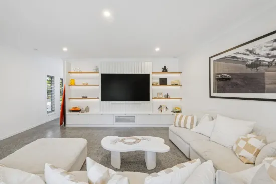 30  Hedges Avenue, Mermaid Beach, Qld 4218-Image