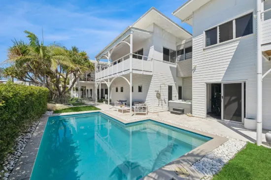 30  Hedges Avenue, Mermaid Beach, Qld 4218-Image