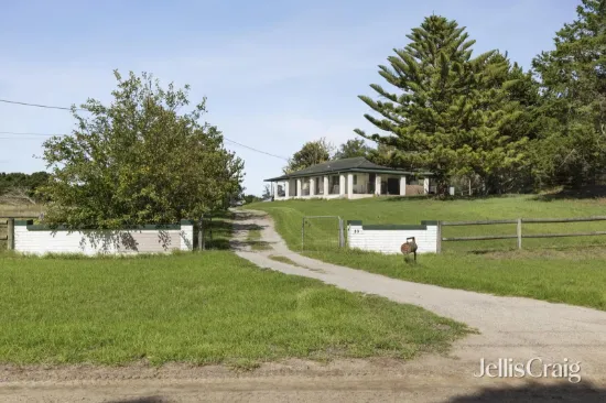 30 Highview Road, Skye, Vic 3977