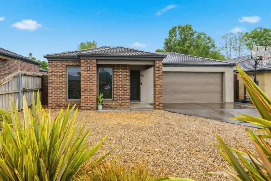 30 Jasmine Crescent, Ballan, Vic 3342
