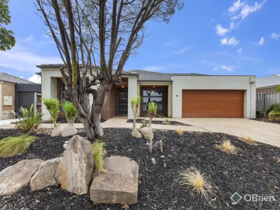 30 John Russell Road, Cranbourne West, Vic 3977