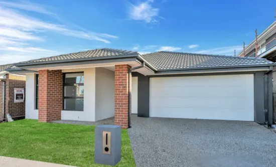30 Knebworth Drive, Strathtulloh, Vic 3338
