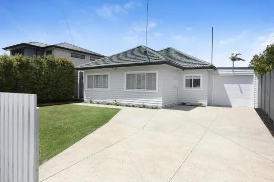 30 Maddox Road, Newport, Vic 3015