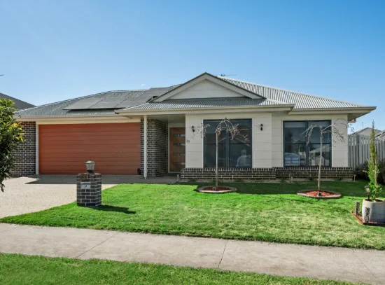 30 Mcaulay Avenue, Highfields, Qld 4352