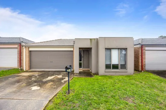 30 McDonald Dr, Mitchell Park, Vic 3355