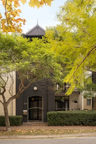 30 Mere View Way, Subiaco, WA 6008