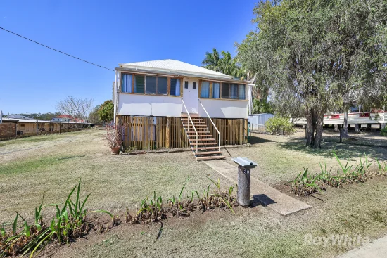 30 Milden Street, Gin Gin, Qld 4671