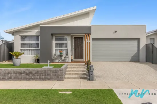 30 Miranda Crescent, St Leonards, Vic 3223