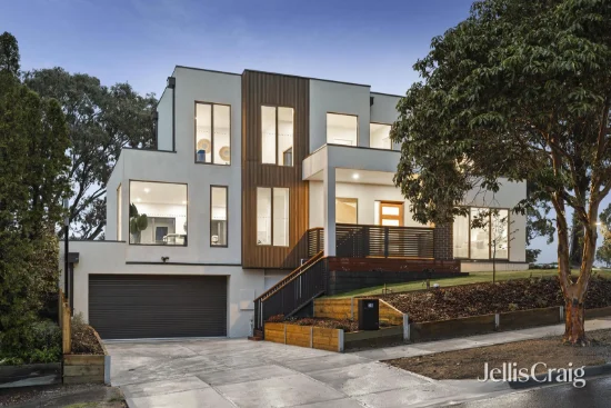 30 Monteith Crescent, Endeavour Hills, Vic 3802 - For Sale