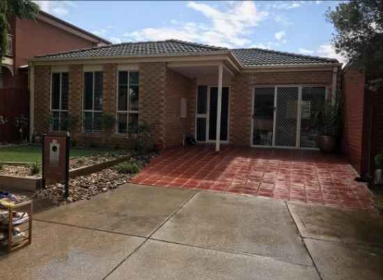 30 Paroo Avenue, Roxburgh Park, Vic 3064 - For Rent