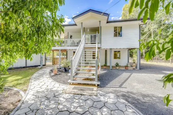 30 Plum Tree Crescent, Moore Park Beach, Qld 4670