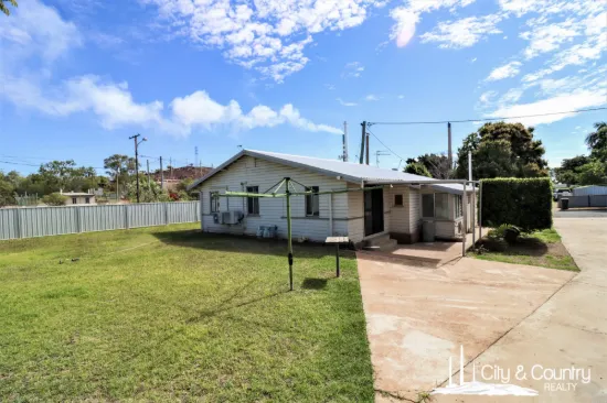 30 Railway Avenue, Mount Isa, Qld 4825