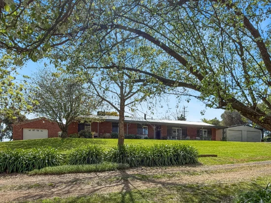 30 Redhill Road, Young, NSW 2594