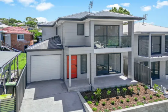 30 Regent Lane, New Lambton, NSW 2305