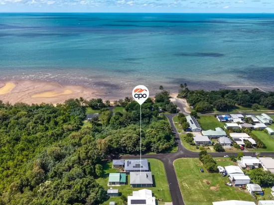 30 Rowe Street, Kurrimine Beach, Qld 4871