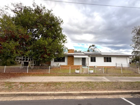 30 Saint John Street, Texas, Qld 4385