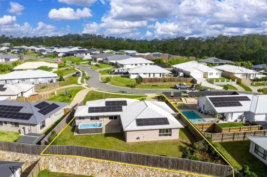30 Scenic Drive, Southside, Qld 4570