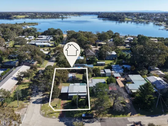 30 Sixth Avenue, Raymond Island, Vic 3880