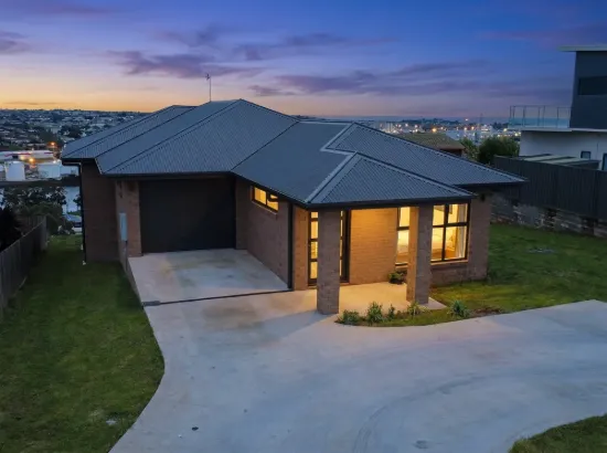 30 Skyline Drive, East Devonport, Tas 7310