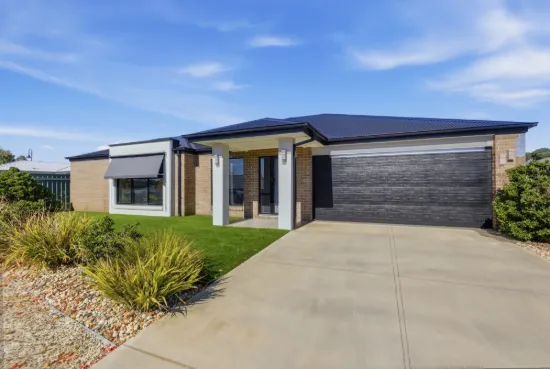 30 Sundew Drive, Kangaroo Flat, Vic 3555