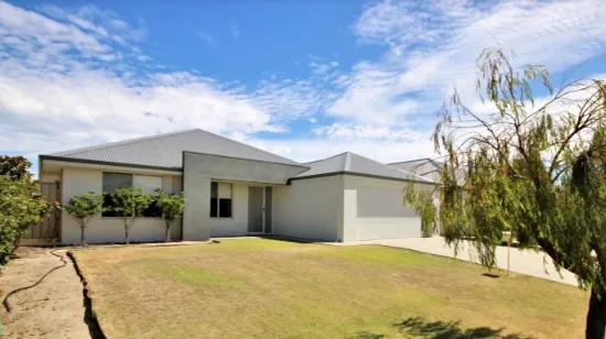 30 Supanova Laneway, Australind, WA 6233