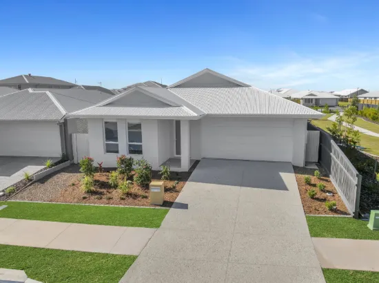 30 Tablelands Crescent, Banya, Qld 4551